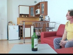 Blond, Dochter, Vies, Sperma in gezicht, Opa, Likken, Kut duiken, Rijden