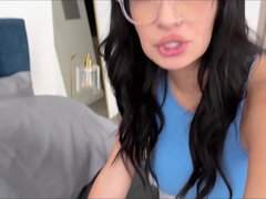 Leie, Grosse titten, Braunhaarige, Brille, Hd, Latina, Realität, Weibliche ejakulation