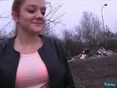 Pijpbeurt, Auto, Hondjeshouding, Europees, Geld, Gezichtspunt, Realiteit, Roodharige vrouw