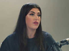 Gal Ritchie shows just how good of a solo orgasm she can achieve