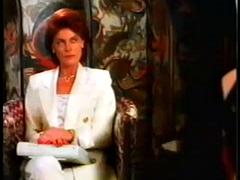 Enthousiasteling, Lieveling, Bruinharig, Compilatie, Rijpe lesbienne, Softcore pornografie, Trio, Tieten likken