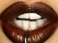 Verga grande, Tetas grandes, Mamada, Morena, Tetona, Oficina, Secretaria, Bajo la falda