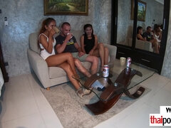 Любители, Азиатки, Домашнее видео, Лизание, Киски, Тощие, Тайки, Втроем