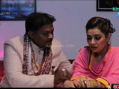 Gros seins, Éjaculation interne, Tir de sperme, Double pénétration, Fait maison, Indienne, Nénés, Épouse