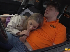 素人, お尻, バック, ヨーロピアン, 顔射, なめる, ショートヘア, タトゥー