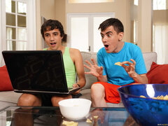 Красотки, Черные, Две девушки, Секс без цензуры, Хд, Два парня и девушка, Испанки, Табу