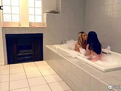 Няня, Сперма на лице, Хд, Мастурбация, Кричащие, Тощие, Сиськи, Подглядывание