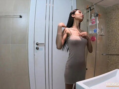 Enthousiasteling, Aziatisch, Pijpbeurt, Hardcore, Hd, Ondergoed, Zuigen, Tieten likken