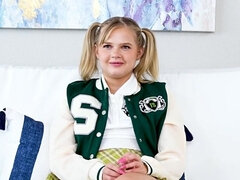 18 jaar, Lieveling, Bruinharig, Compilatie, Roodharige vrouw, Rok, Tiener, Tieten likken