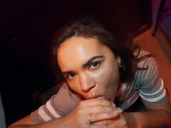 Braunhaarige, Pov, Öffentlich