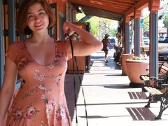 En gros plan de très près, Extrême, Massage, Masturbation, Orgasme, Public, Solo, Jouets