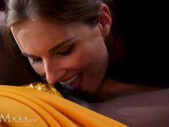 デカパイ, 黒人, 茶髪の, Hd, なめる, 淫乱熟女, オーガズム, オマンコ