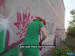 素人, コンドーム, チェコ, ヨーロピアン, 小柄, ハメ撮り, 公共, 赤毛