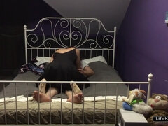 Wife Gets Fucked By A Stranger While Her Husband Is At Work