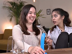 2 German girls, 2 dildos, 1 incredible shoot