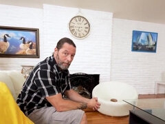 Pijpbeurt, Naakte man aangeklede vrouw, Man die toekijkt, Sperma shot, Vies praten, Sperma in gezicht, Hd, Moeder die ik wil neuken