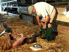 Plantureuse, Femme couguar, Ferme, Mamie, Époux mari, Maman, Chatte, Pute