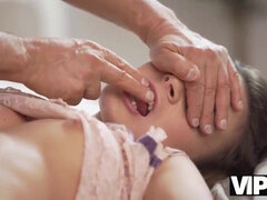 Dormitorio, Papá, Hd, Lamidas, Masturbación, Tetas naturales, Coño, Adolescente