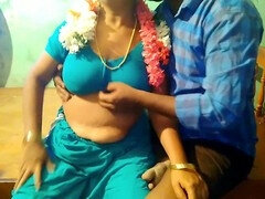 18 ans, Tante, Grosse bite, Sucer une bite, Collège université, Indienne, Embrassement