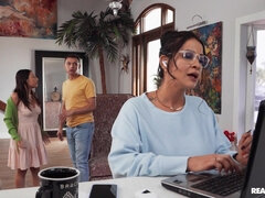 Moms Bang Teens - Freeuse Stepmom Works From Home 1 - Miss Raquel