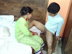 Amateur, Couple, Conversation vulgaire, Fait maison, Femme au foyer, Indienne, Police, Uniforme