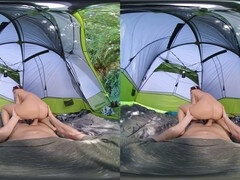 Grosse bite, Sucer une bite, Tir de sperme, De plein air, Petite femme, Rousse roux, Tatouage, Adolescente