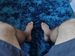 a single boy soles s to let u insane