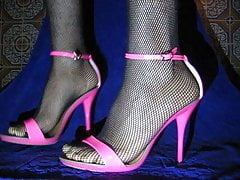 Perfecting my Sissy walk
