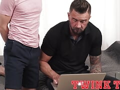 TwinkTop Tall ripped sexy muscle coach Dolf Dietrich fucked by twink