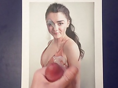 Tribute To Maisie Williams