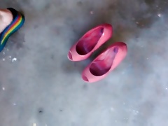 her heels