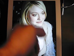 Dakota Fanning cumtribute - february 2014