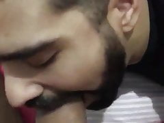 mamando esta  hermosa pijotta