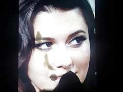 I loved cum tributing Mary Elizabeth Winstead!!!