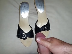 sexy mules cummed