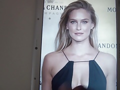 Bar Rafaeli Cum Tribute