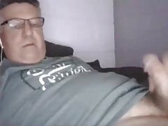 Daddy cums on cam