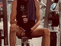 Jerking off in the gym  and have a nice cumshot