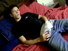 Horny twink, jerked off, getting off