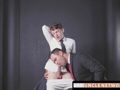 Naughty twink Beau Reed barebacks and enjoys internal ejaculation from Mormon elder Edward Terrant