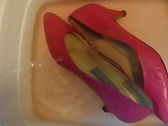 Pissing Pink Heels fm jackandcoke1947 p6