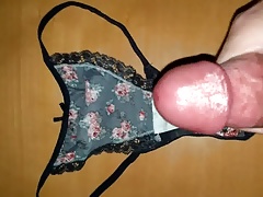 Cuming in dirty panty