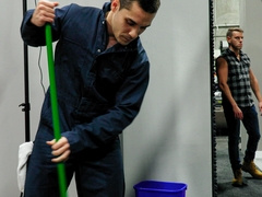 Sexy ass pumping session with Andrew Miller & Shane Cook!!