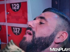 Hung top Apolo Adri raw breeds and eats Excelsiors hairy asshole