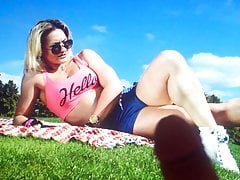 Cum tribute on her strong legs