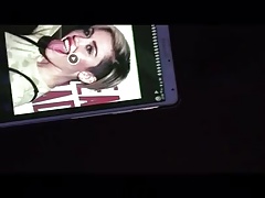 Miley Cyrus cumtribute