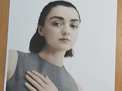 Cumming on Maisie Williams 01