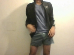 Latin Twink's First Performance Before Bed