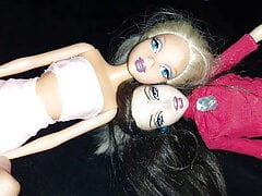 Lesbian Babes Suck Each Other