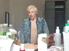 TWINK IS ALWAYS HUNGRY FOR RAW COCK